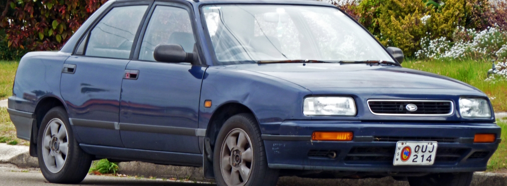 Daihatsu Applause