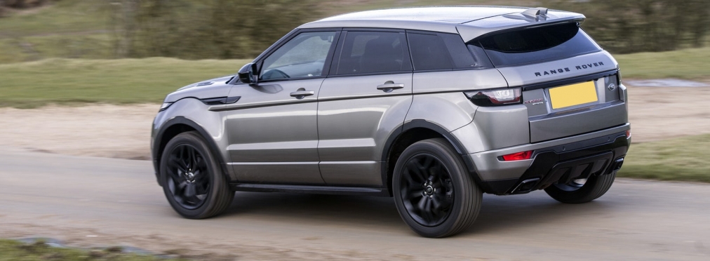 Видео дня: Range Rover Evoque против самого большого лежачего полицейского