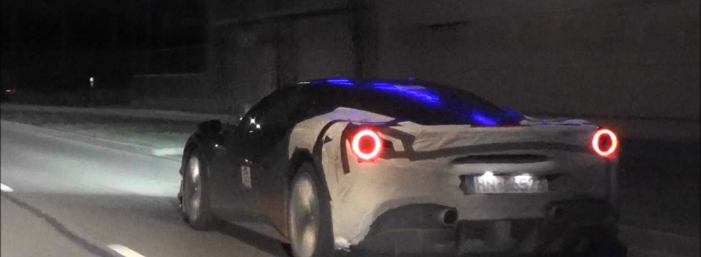 Гибридный Ferrari 488 застали на уличных тестах