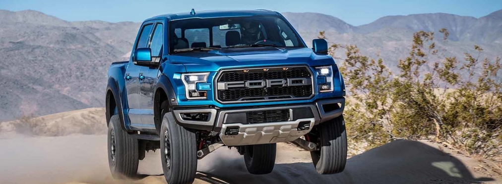 Пикап Ford F-150 Raptor получил внедорожный круиз-контроль