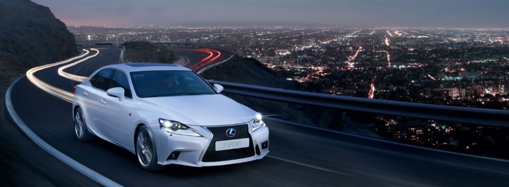 Продан миллионный экземпляр Lexus IS