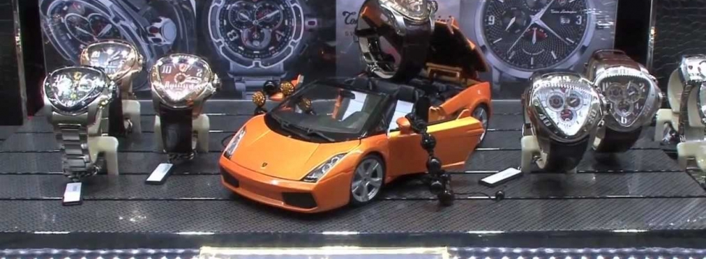 Lamborghini выпустила новую коллекцию одежды и аксессуаров