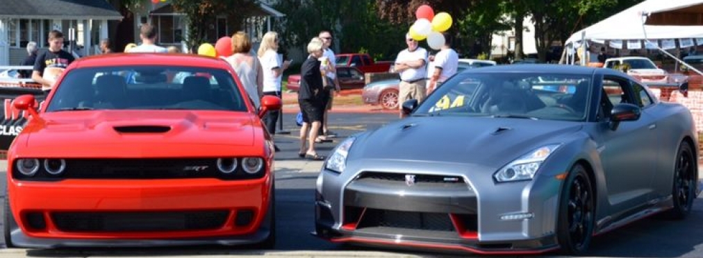 Небывалая гонка: Dodge Challenger Hellcat против Nissan GT-R