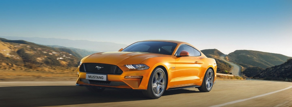 Chevrolet «затроллила» Ford Mustang в его день рождения