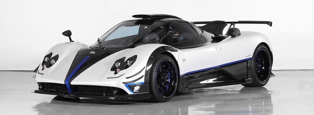 Музейный суперкар Pagani Zonda попал в аварию (видео)