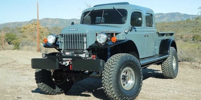 Пикап Dodge 1949 года продают по цене новой Феррари