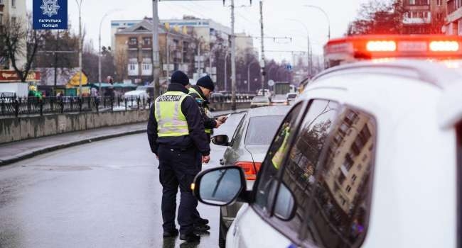 Водитель может не предъявлять страховой полис, если не нарушил