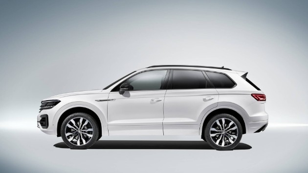 Volkswagen официально презентовал новый Touareg