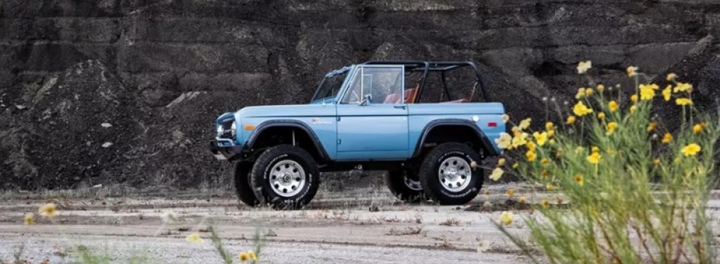 Рестомод 45-летнего Ford Bronco оценили дороже Mercedes-Benz G 63 AMG