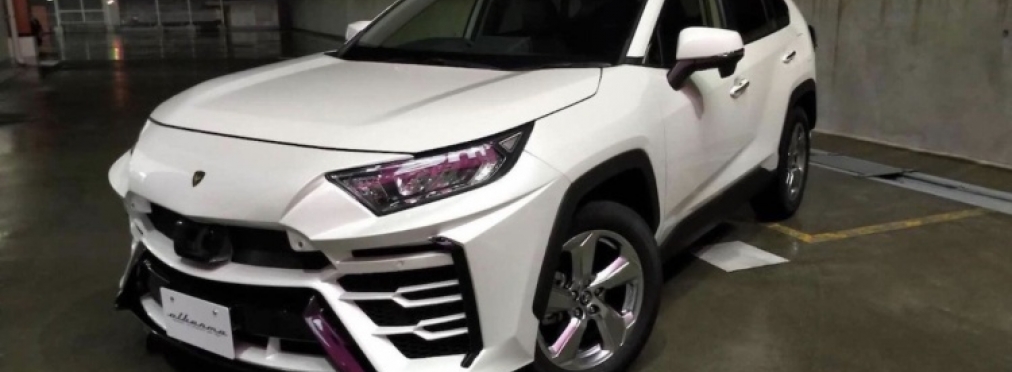 Toyota RAV4 превратили в Lamborghini Urus