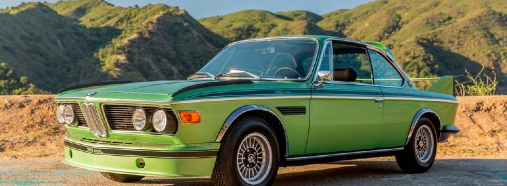 Бэтмобиль BMW 3.0 CSL 1974 года уйдет с молотка