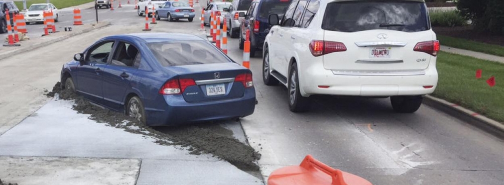 Водитель Honda заплатит $10000 за объезд затора