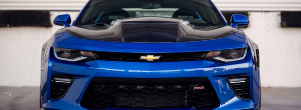 Chevrolet Camaro SS примерил карбоновый костюм