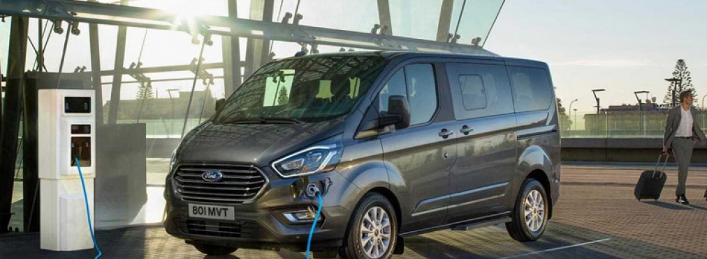 Минивэн Ford Tourneo Custom получил гибридную версию