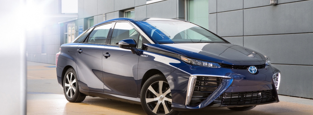 Toyota отзывает все проданные автомобили Mirai