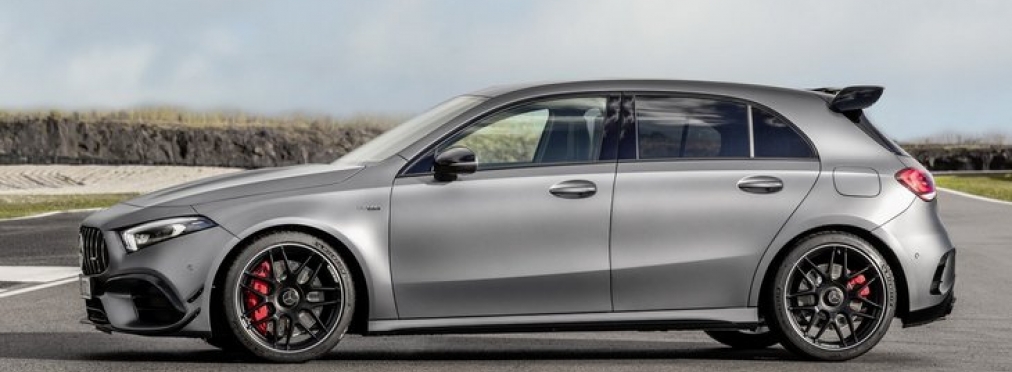 Mercedes представил AMG A 45 и AMG CLA 45