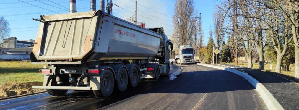 В Украине построили автодорогу из «черного золота»