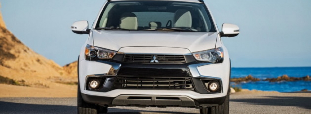 У автомобилей Mitsubishi ASX протекают лобовые стекла