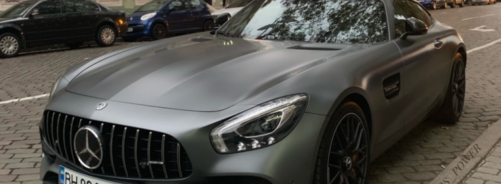 Новейший Mercedes-AMG GT C замечен в Украине