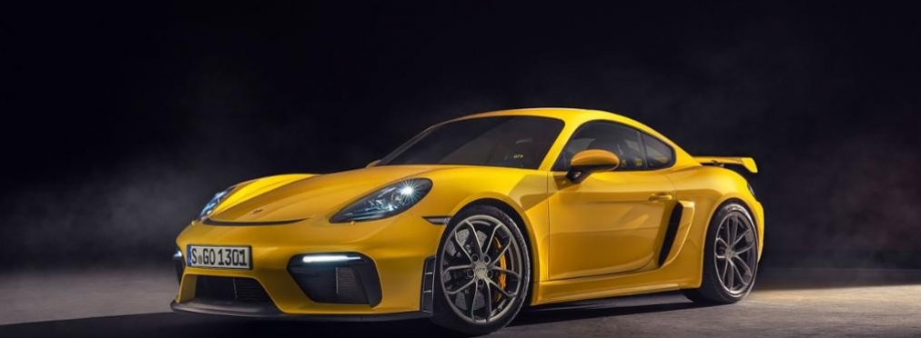 Новый Porsche 718 Boxster GT4 получил 420-сильную «шестерку»