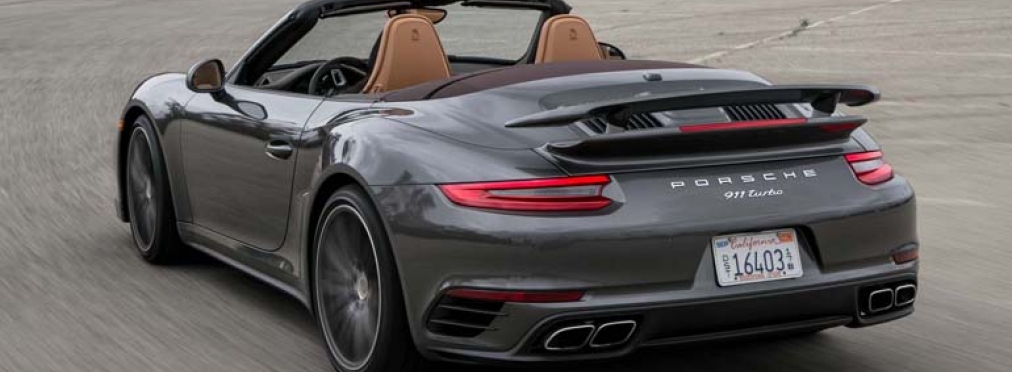 Опубликованы снимки нового Porsche 911 Turbo Cabrio