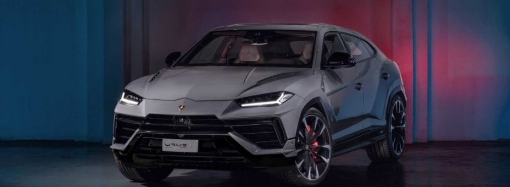 В сети появились первые официальные фотографии кроссовера Lamborghini Urus