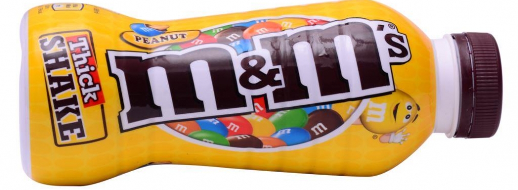 Коктейль со вкусом M&M's и вафельные гиппопотамы – вкусные новинки собственного импорта на «ОККО»