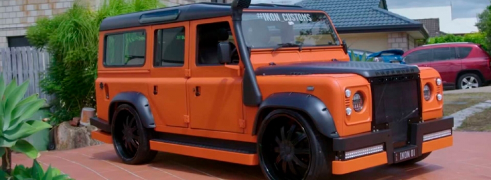 Land Rover Defender превратили в машинку Hot Wheels