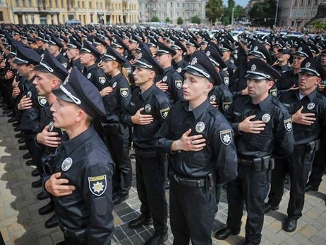 Пьяный водитель избил полицейского