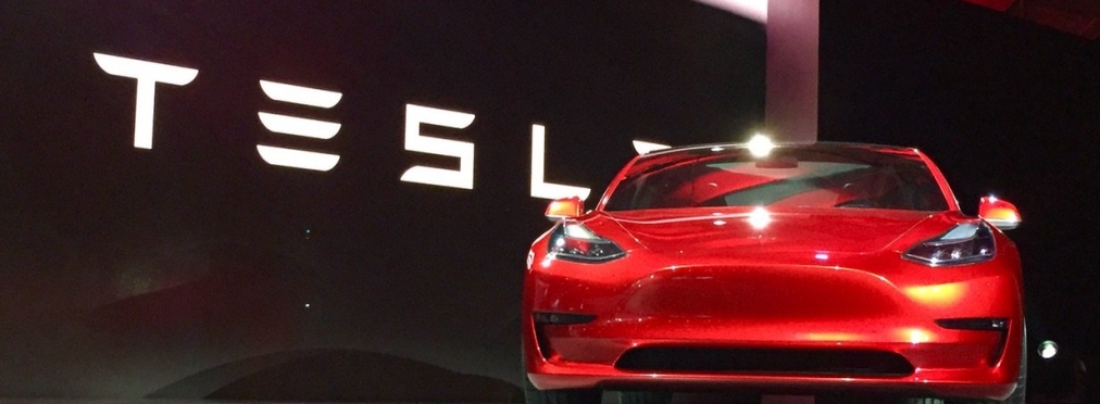 Компания Tesla рассекретила сроки презентации Model 3