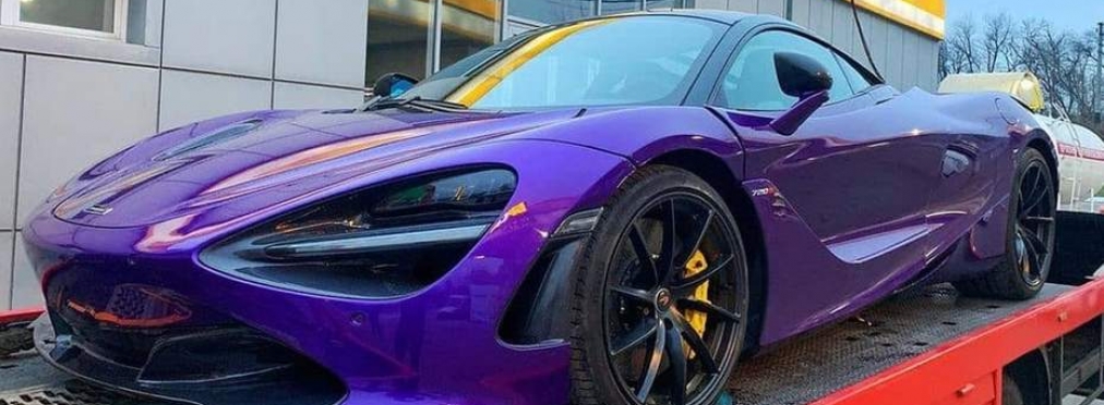 Самый дорогой биток из США на дорогах Украины - McLaren 720S