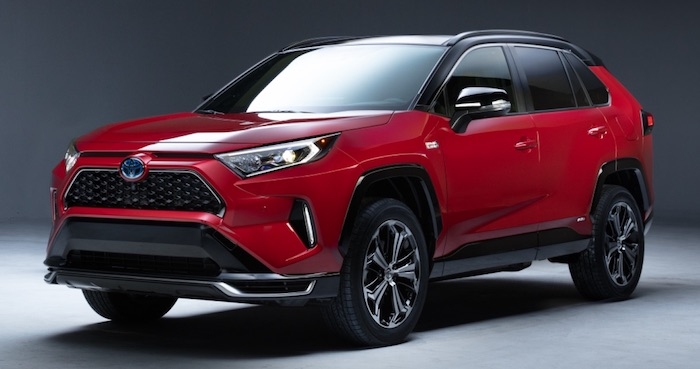 В продажу вышел гибридный Toyota RAV4 нового поколения