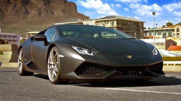 Дорожная полиция пересядет на Lamborghini Huracan