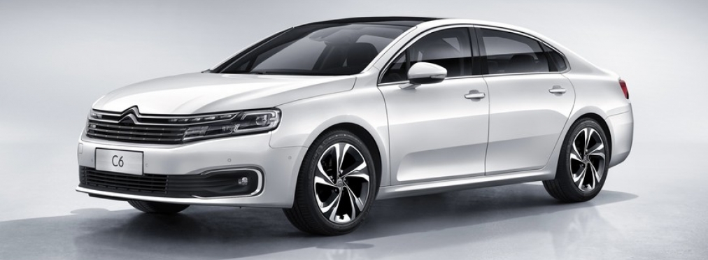 Эксклюзивный седан Citroen C6 второго поколения стал мощнее