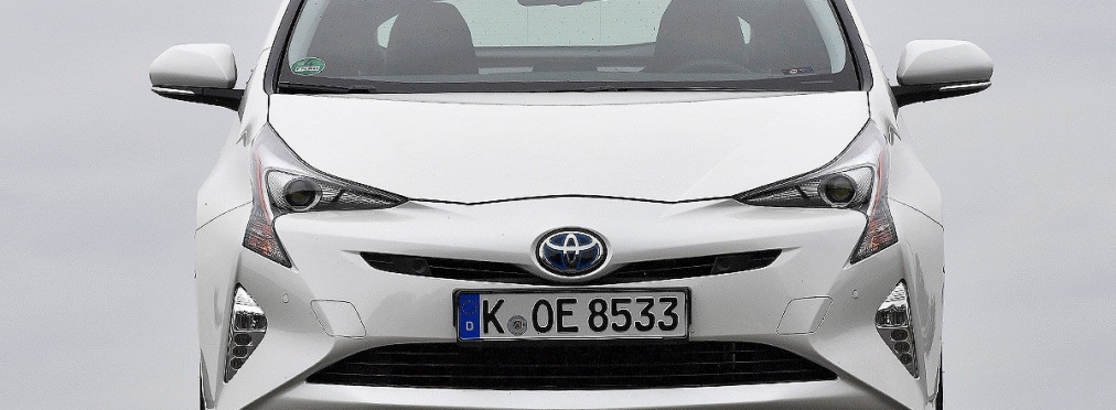 «Неубиваемая лошадка»: тест Toyota Prius с пробегом 100 тысяч километров