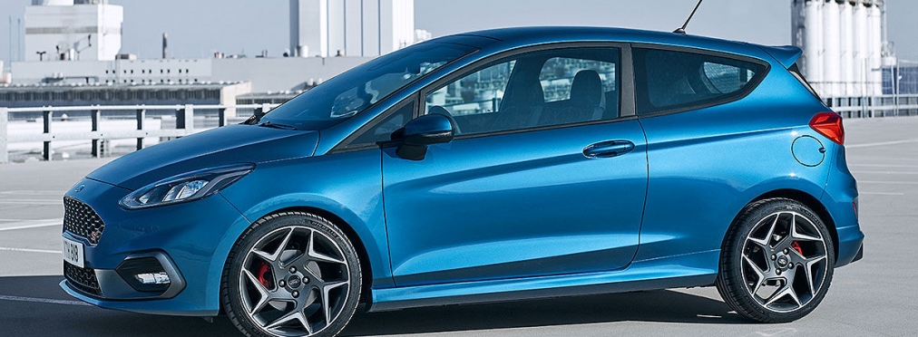 «Зубастый малыш»: тест-драйв Ford Fiesta ST