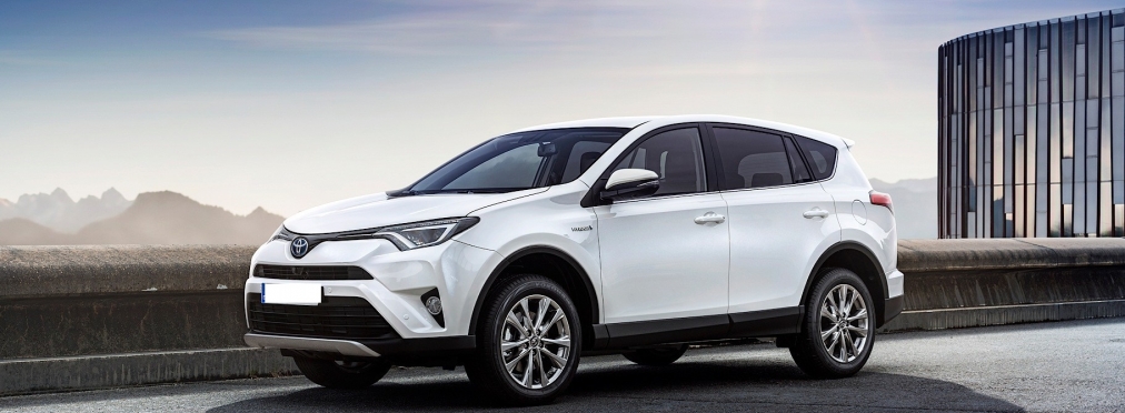 «Чистая энергия»: тест-драйв Toyota Rav4 Hybrid